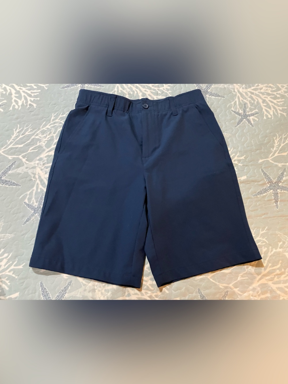 Under Armour size 30 shorts